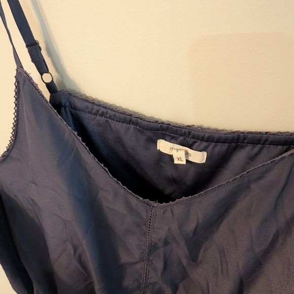 Women's Navy Blue Sleeveless Top - Picture 3 of 6